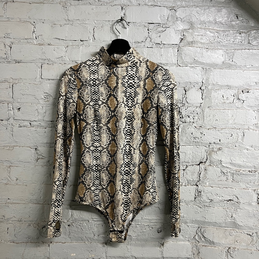 i am gia snakeskin mock neck